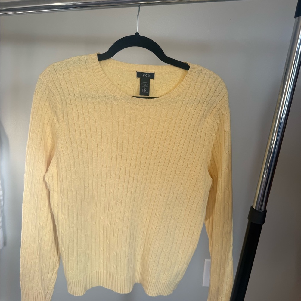 Izod Sweater Womens XL Butter Yellow Cable Knit Pullover V Neck Long Sleeve